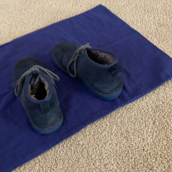 Navy blue UGG boots size 8, good condition, worn inside only - Picture 3 of 4